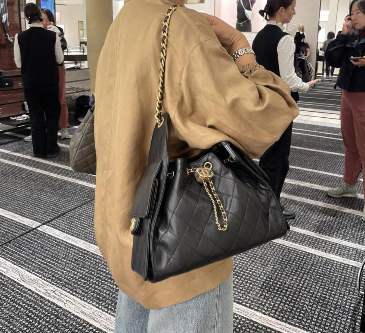 Mirrir Chanel Shoulder Bag - الصورة 3