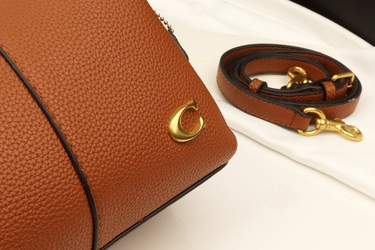 Coach Mirror Original Handbag - الصورة 5