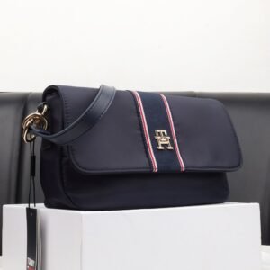 Tommy Hilfiger Crossbody Bag