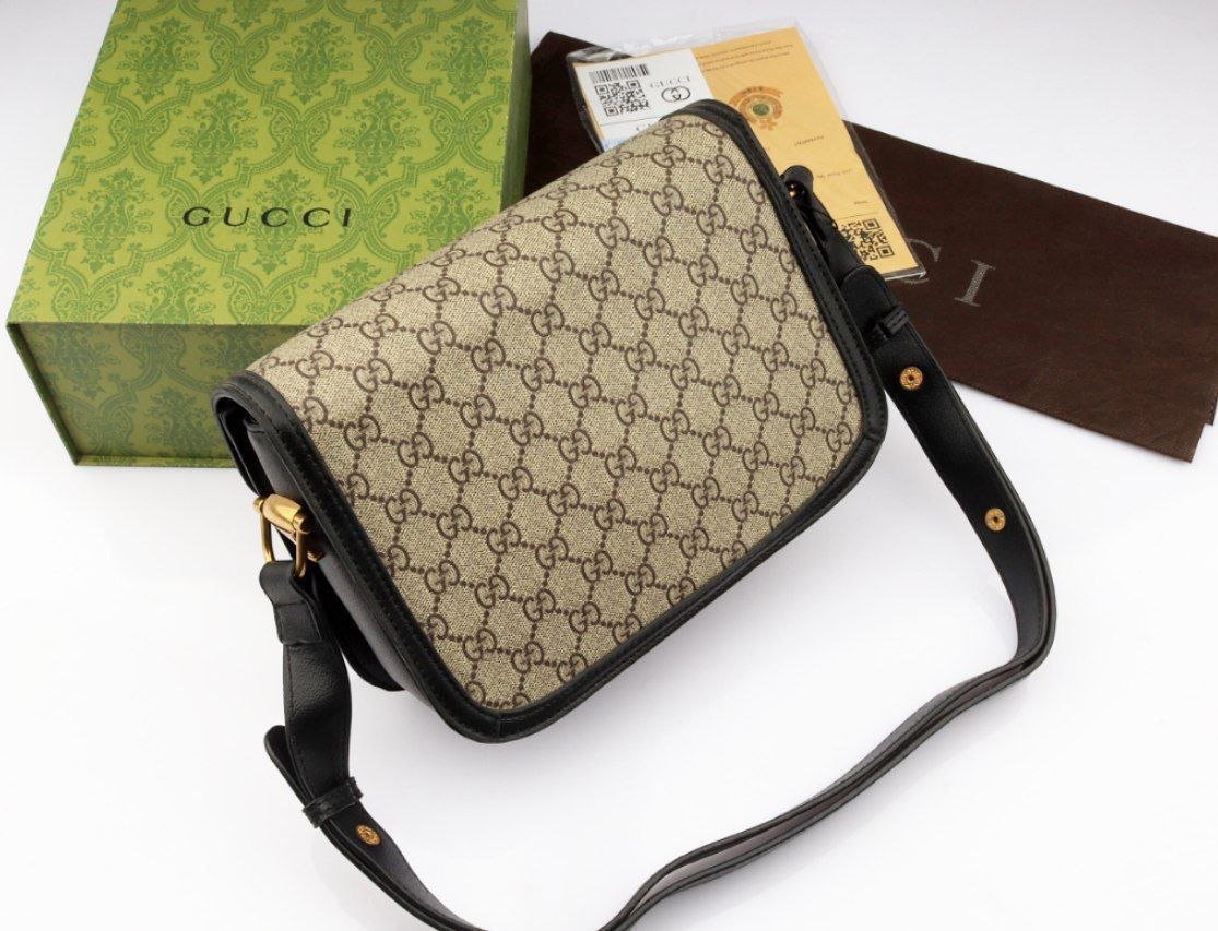 Gucci Shoulder Bag - الصورة 2